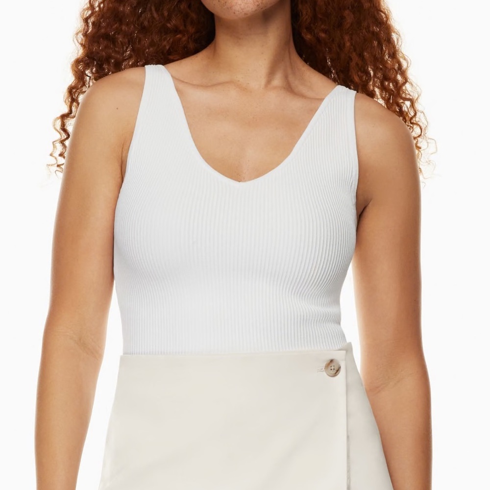 Aritzia White Ribbed V-Neck Tank Top